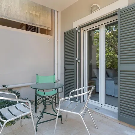 Appartement Ampatielou 1 *