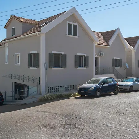 Ampatielou 1 Appartement