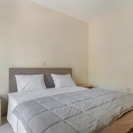 Appartement Ampatielou 1 *